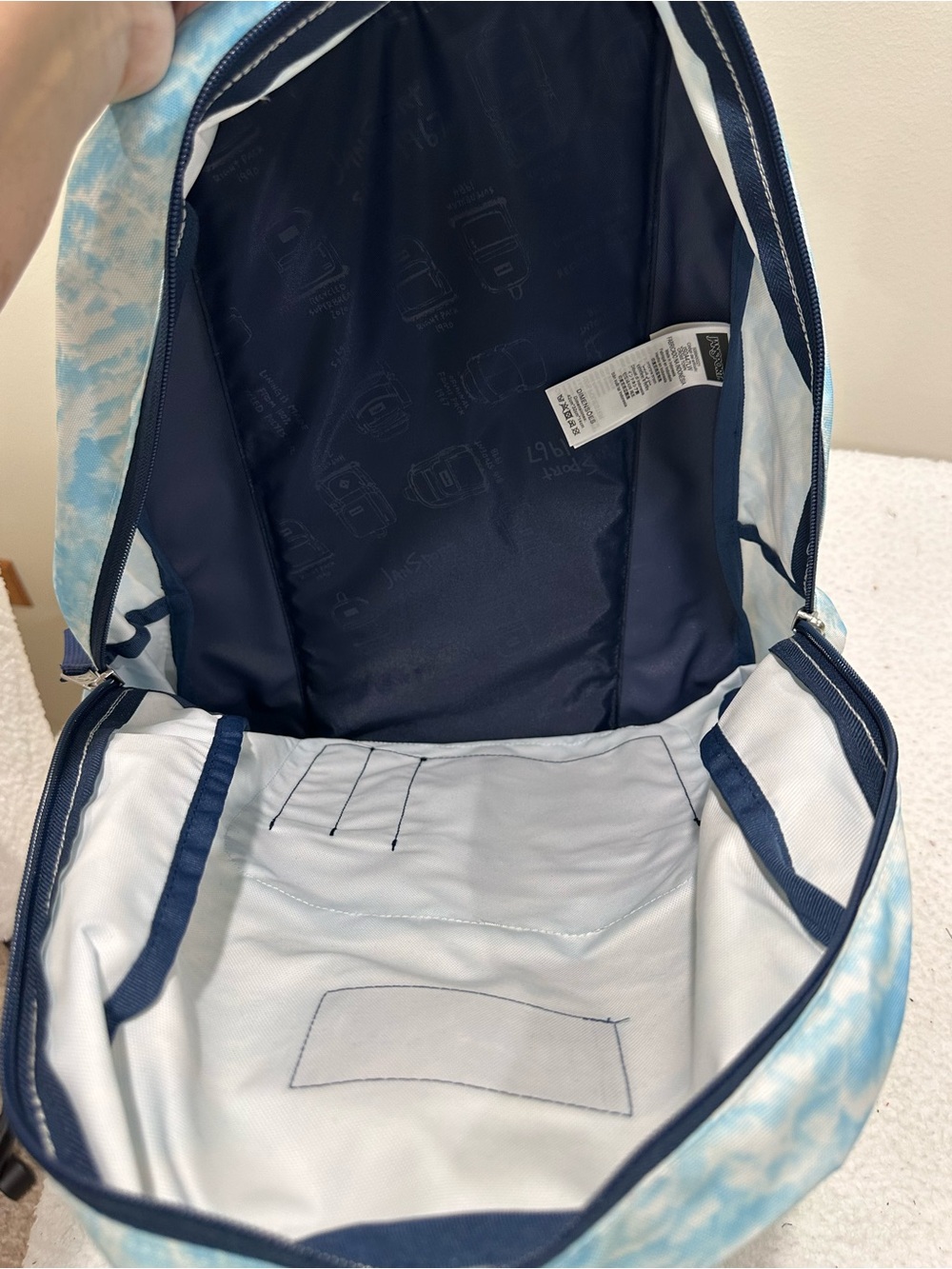 Jansport Backpack - Picture 11 of 11